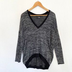 WILFRED FREE Women's Small Devinette Oversized Lightweight V-neck Sweater Top